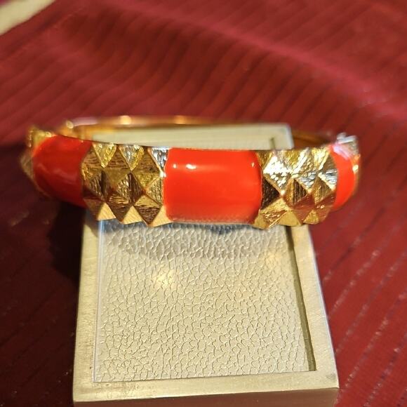 7 Assorted Colorful Bracelets/Bangles - Picture 6 of 8